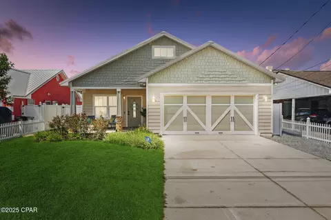 7011 Sunset Ave, Panama City, FL 32408