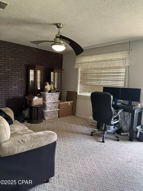 2586 Mckinnon St, Cottondale, FL 32431 photo 3