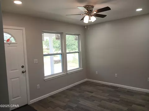 Living - 4062 Covington Pl, Chipley, FL 32428 photo 1 of 2