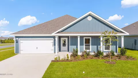 6515 Myers Rd, Panama City, FL 32404