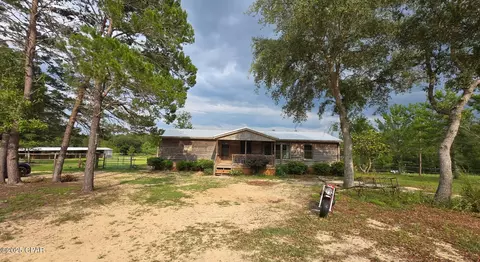 2407 Pinewood Dr, Chipley, FL 32428