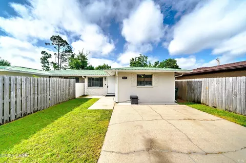 823 Bradley Cir, Lynn Haven, FL 32444