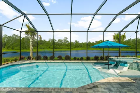 8355 Landshark Blvd, Panama City Beach, FL 32413