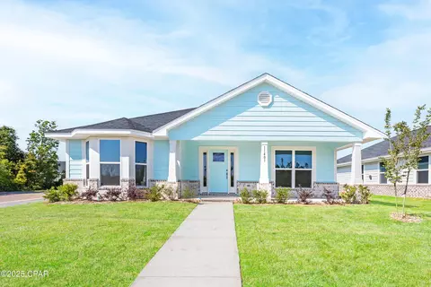 11401 Godart St, Panama City, FL 32404