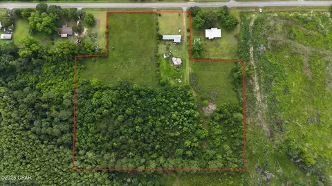 5086 Smokey Rd, Graceville, FL 32440