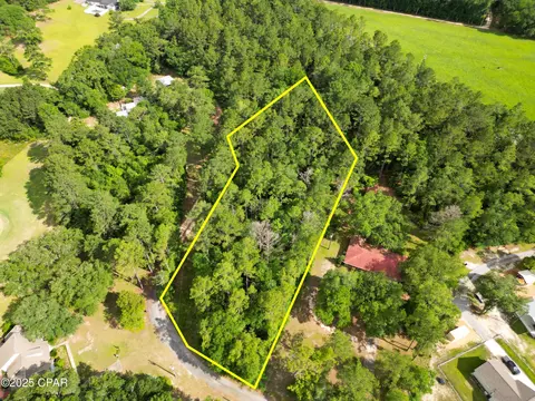 000 Fairway Dr, Bonifay, FL 32425