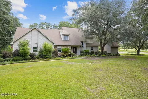 2661 Fairway Dr, Bonifay, FL 32425