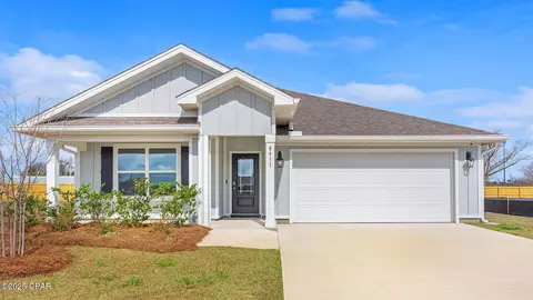 8331 Park Place Dr, Panama City, FL 32404