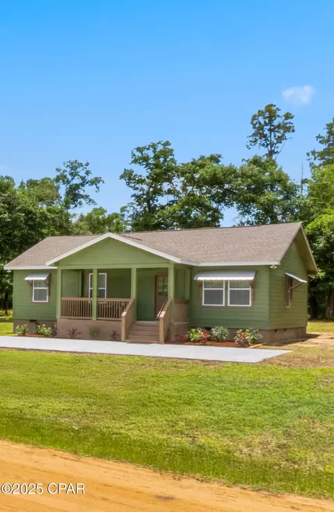 12440 Forest Glen Dr, Fountain, FL 32438