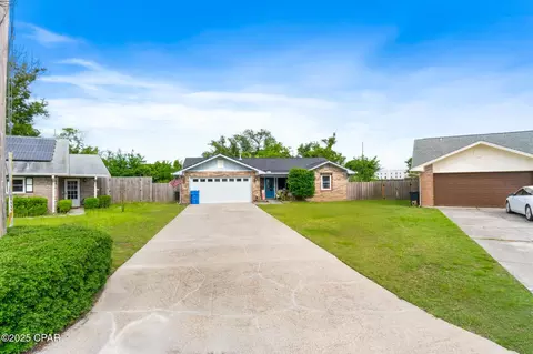 5332 Peppertree Ct, Panama City, FL 32404
