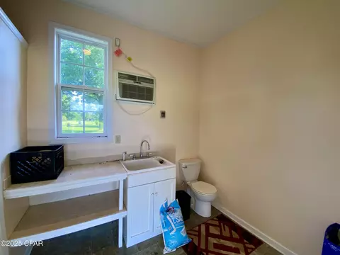 5251 10th St, Malone, FL 32445 photo 24