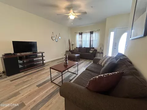 8111 Annabellas Ct, Panama City Beach, FL 32407