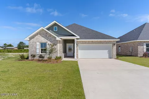 3070 Lucky Farm Ln, Panama City, FL 32404