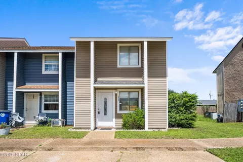 3923 Molina Rd, Panama City, FL 32405