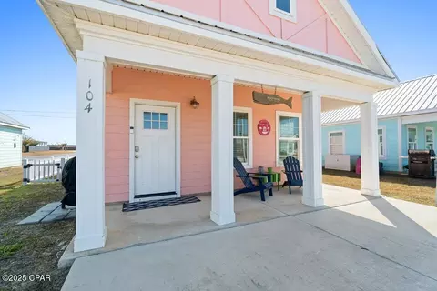 104 Ocean View Dr, Mexico Beach, FL 32456