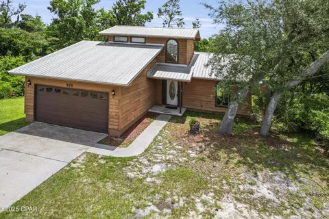 905 Louisiana Ave, Lynn Haven, FL 32444