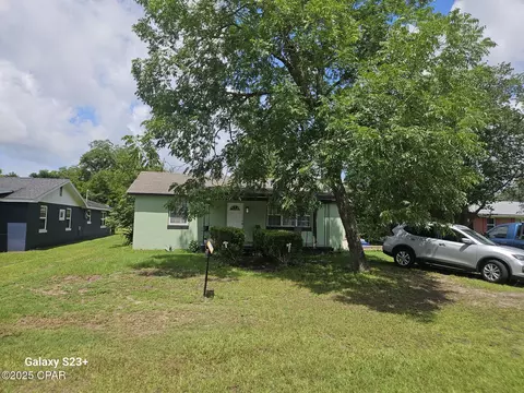 5471 10th St, Malone, FL 32445 photo 3
