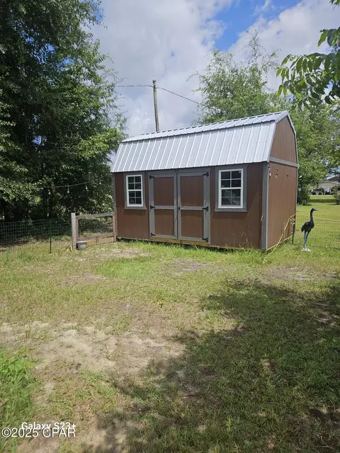 5471 10th St, Malone, FL 32445 photo 7