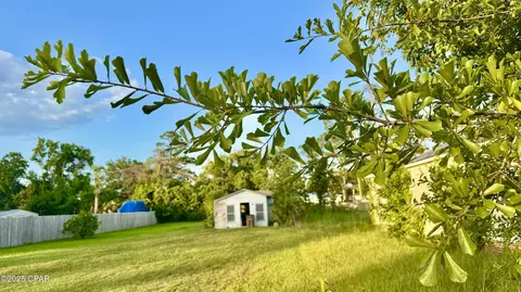 1407 Long Ave, Port St Joe, FL 32456