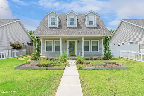 1017 W 11th St, Panama City, FL 32401