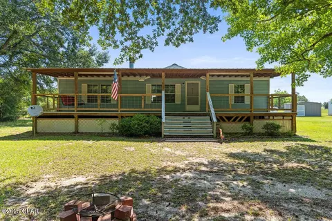 1525 Pioneer Rd, Chipley, FL 32428