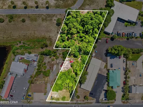 1735 Thomas Dr, Panama City, FL 32408