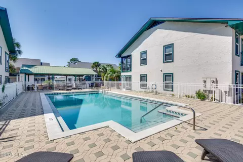 2360 SW Archer Rd #914, Gainesville, FL 32606