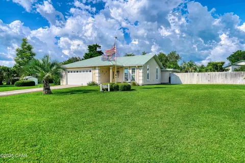 5514 Lakewood Cir, Panama City, FL 32404