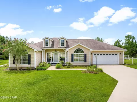 8618 Wood Cir, Panama City, FL 32404