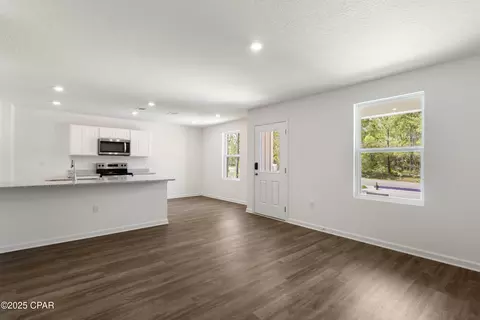 4122 Flint Ave, Chipley, FL 32428 photo 7