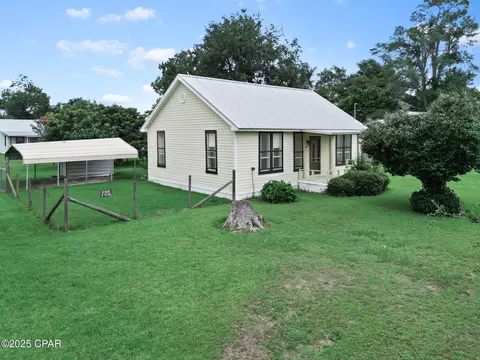 15708 Broad St, Altha, FL 32421 photo 2