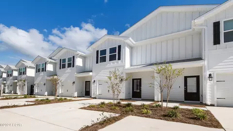 175 Ellery Ln, Panama City Beach, FL 32413