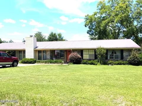 4962 Dogwood Dr, Marianna, FL 32446