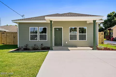 4819 Alameda St, Panama City, FL 32404