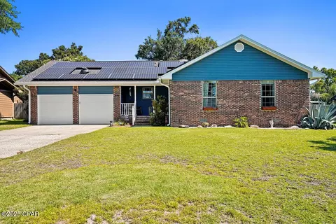 6223 Seminole Dr, Panama City, FL 32404
