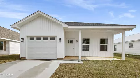 1138 Mulberry Ave, Panama City, FL 32401
