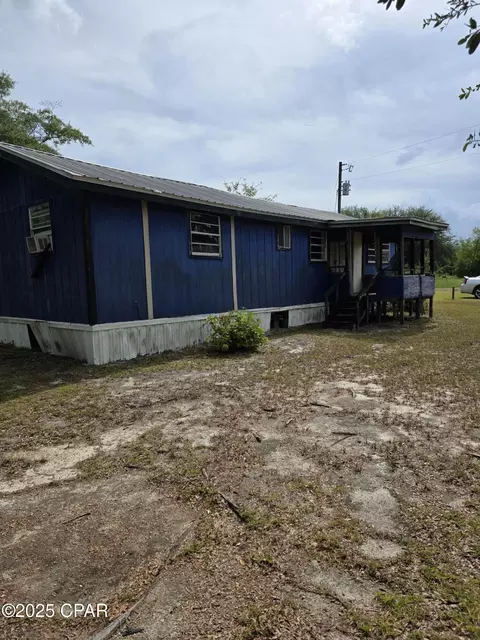 6285 Hartsfield Rd, Greenwood, FL 32443