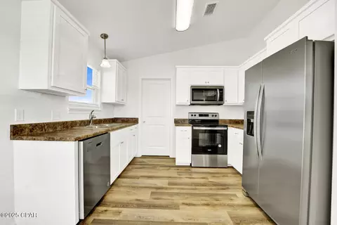 211 S Jan Dr #A, Panama City, FL 32404