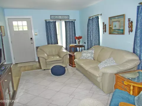 3263 Magnolia St, Cottondale, FL 32431