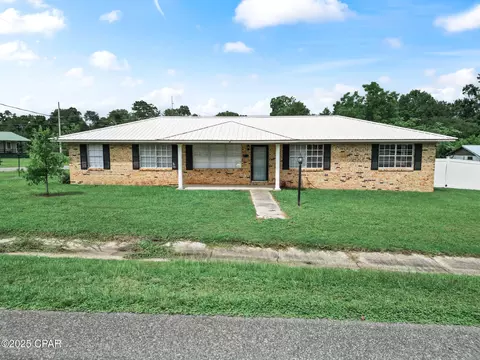 3572 Highway 69, Grand Ridge, FL 32442