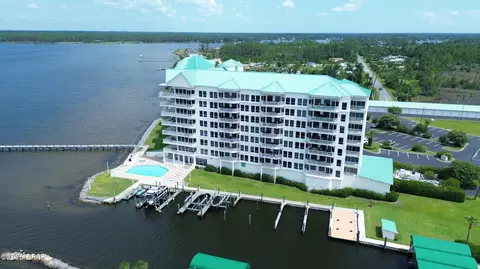 1600 Marina Bay Dr #703, Panama City, FL 32409