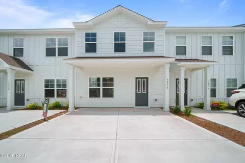 5852 Tyndall Pl, Panama City, FL 32404