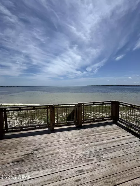 6459 Oakshore Dr, Panama City, FL 32404