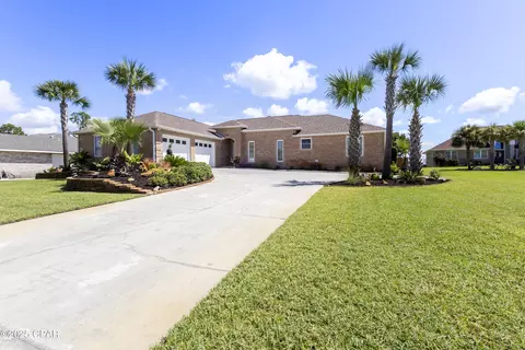 7033 Benton Dr, Panama City, FL 32404