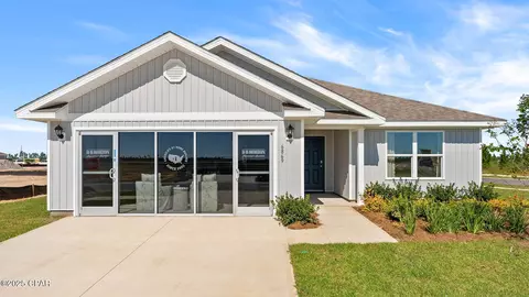 6909 William Pitsenbarger Rd, Panama City, FL 32404