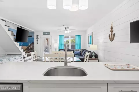 8 Chateau Rd, Panama City Beach, FL 32413