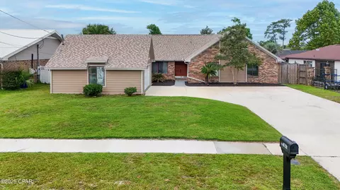 2805 Fairmont Dr, Panama City, FL 32405