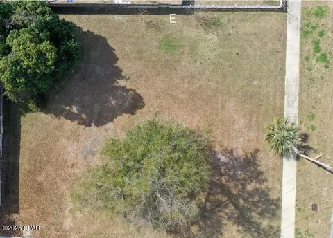 View/Area - 505 E 8th St, Lynn Haven, FL 32444 photo 4 of 10