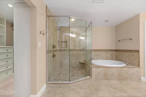 Bath - 258 Wava Ave, Niceville, FL 32578 photo 6 of 8