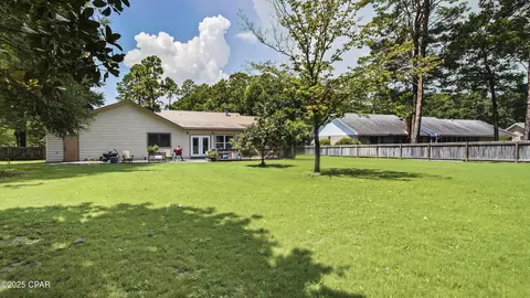 Exterior - 258 Wava Ave, Niceville, FL 32578 photo 5 of 7